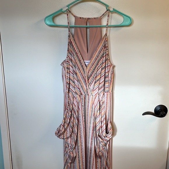 BCBG Sleeveless maxi dress - Picture 2 of 4